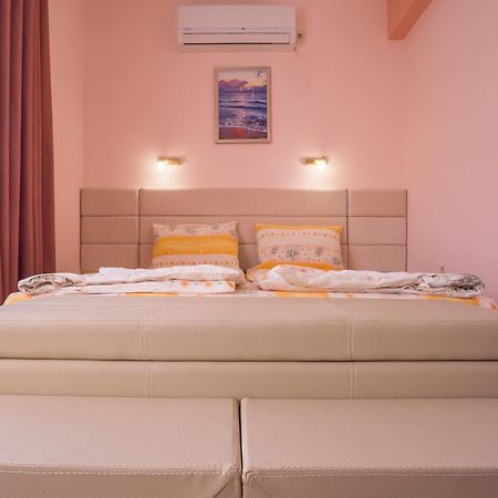 Guest House Karamihalevi 索佐波尔 外观 照片