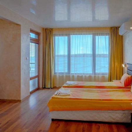 Guest House Karamihalevi 索佐波尔 外观 照片