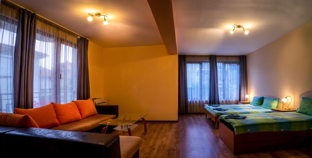 Guest House Karamihalevi 索佐波尔 外观 照片
