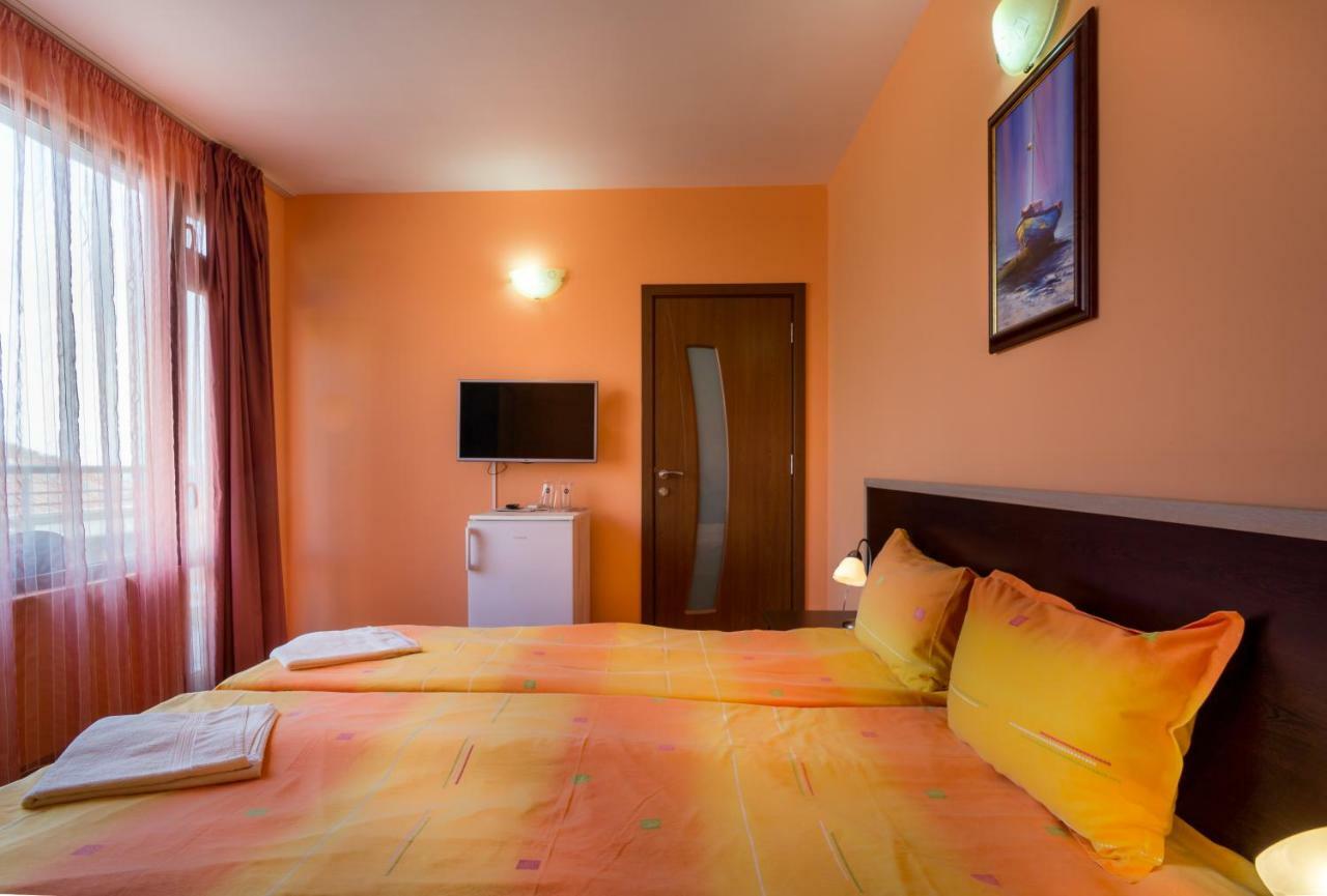 Guest House Karamihalevi 索佐波尔 外观 照片