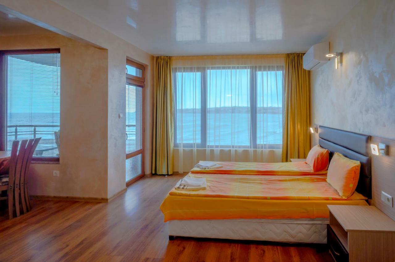 Guest House Karamihalevi 索佐波尔 外观 照片